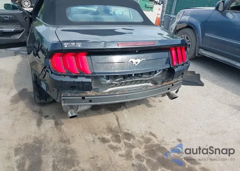 2018 Ford Mustang Ecoboost z USA, uszkodzony, nr VIN 1FATP8UH3J5175022